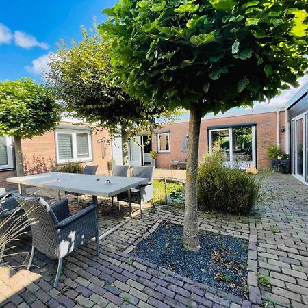 Xxl House With Free Parking & 3 Bedrooms 提耳堡 外观 照片